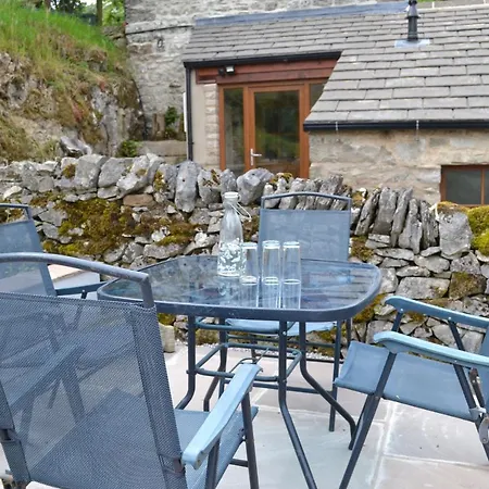 Ashes Farm - Ingleborough Barn Cottage, With 3 Peaks Views, Near * 세틀