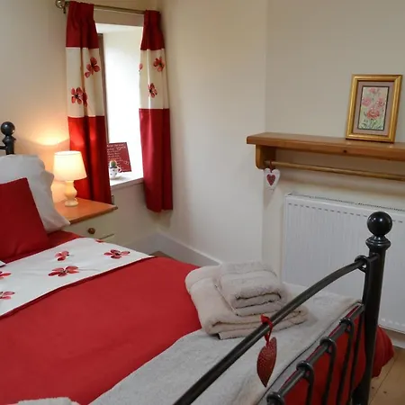 Ashes Farm - Ingleborough Barn Cottage, With 3 Peaks Views, Near 펜션 *